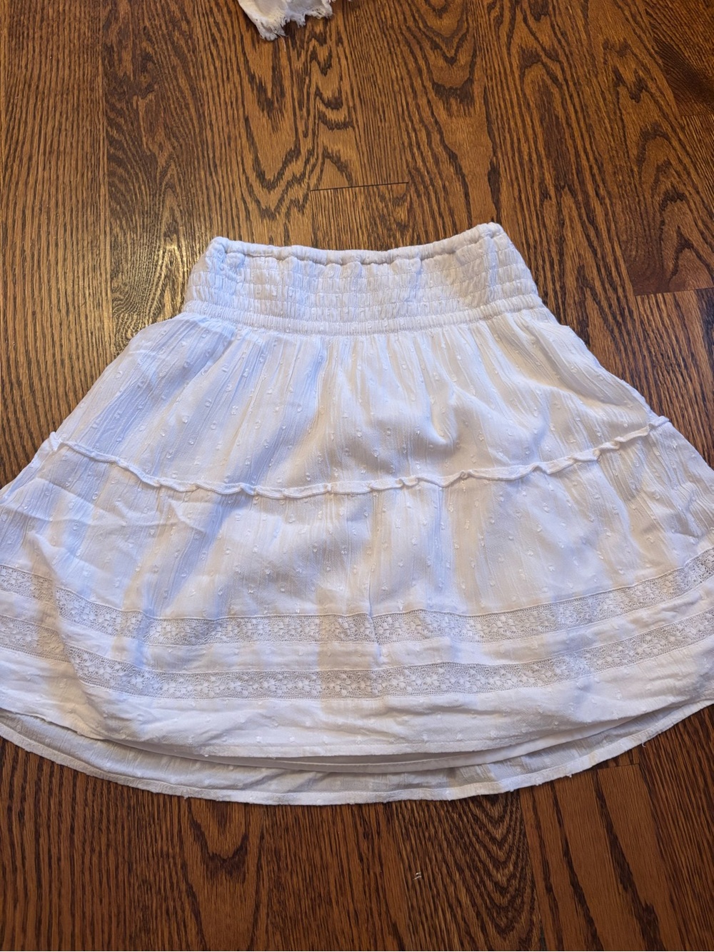 Hollister White Tiered Eyelet Skater Skirt